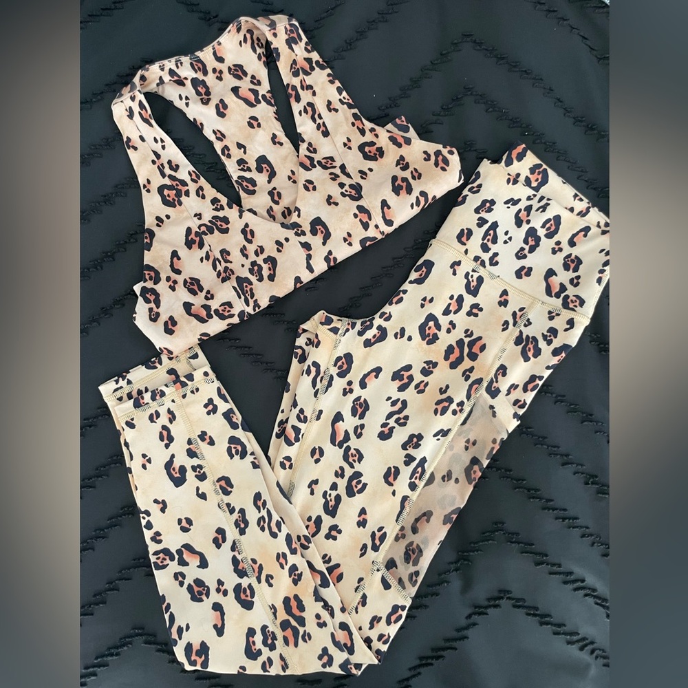 Fabletics Power Hold Leggings and Sports Bra